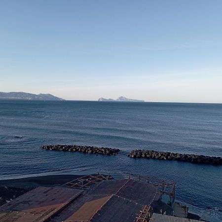 Casa Ingam - Mini Appartamento Sul Litorale Di Torre Del Greco Bagian luar foto
